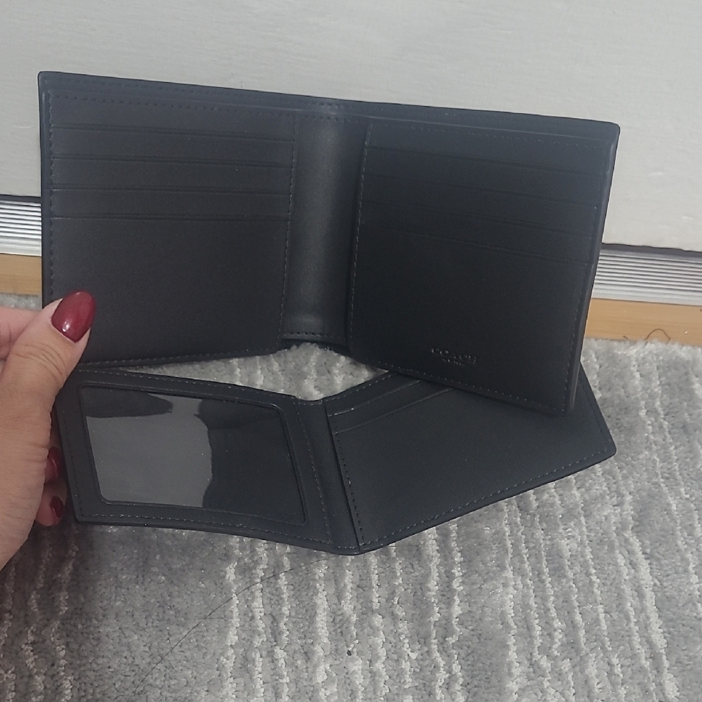 Black Leather Men's Wallet - Picture 6 of 6